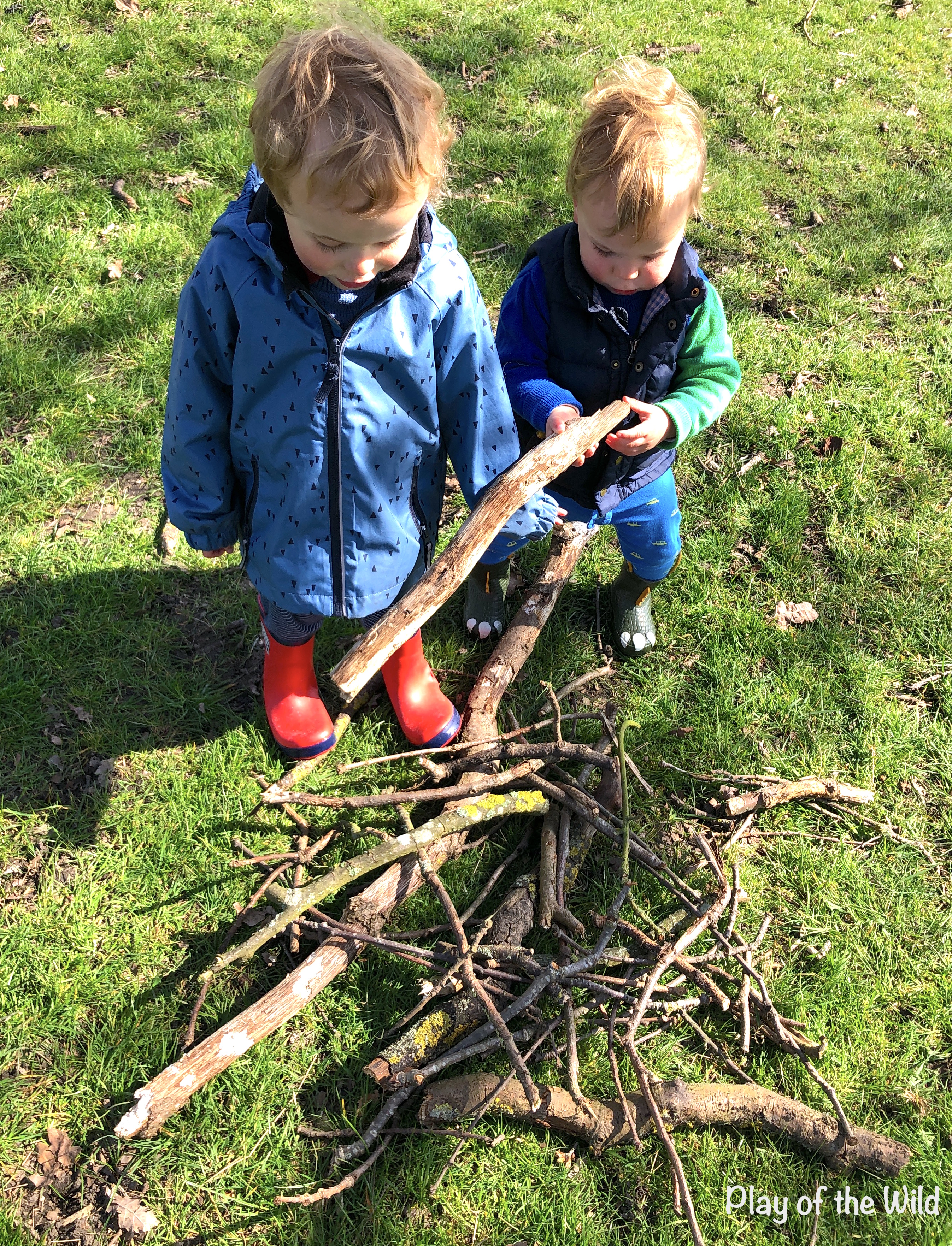 Loose Parts Play Ideas for Toddlers – Play of the Wild